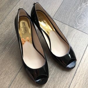 Michael Kors kitten heel